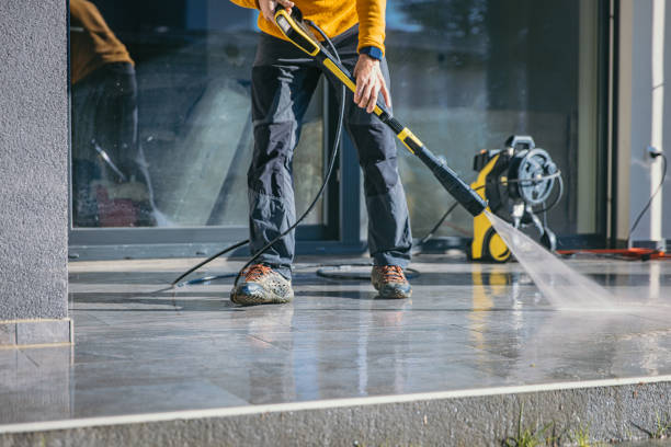 Best Pool Deck Cleaning  in Jamestown, OH
