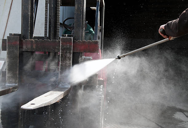 Best Driveway Pressure Washing  in Jamestown, OH